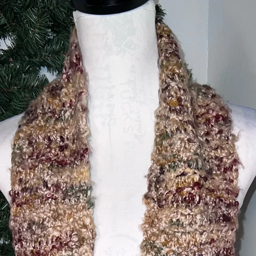 Scarf, confetti‎ palette design hand knitted very soft no material tag 78